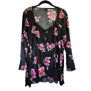 Torrid Women's Blouse L Black Pink Floral Long Sleeve